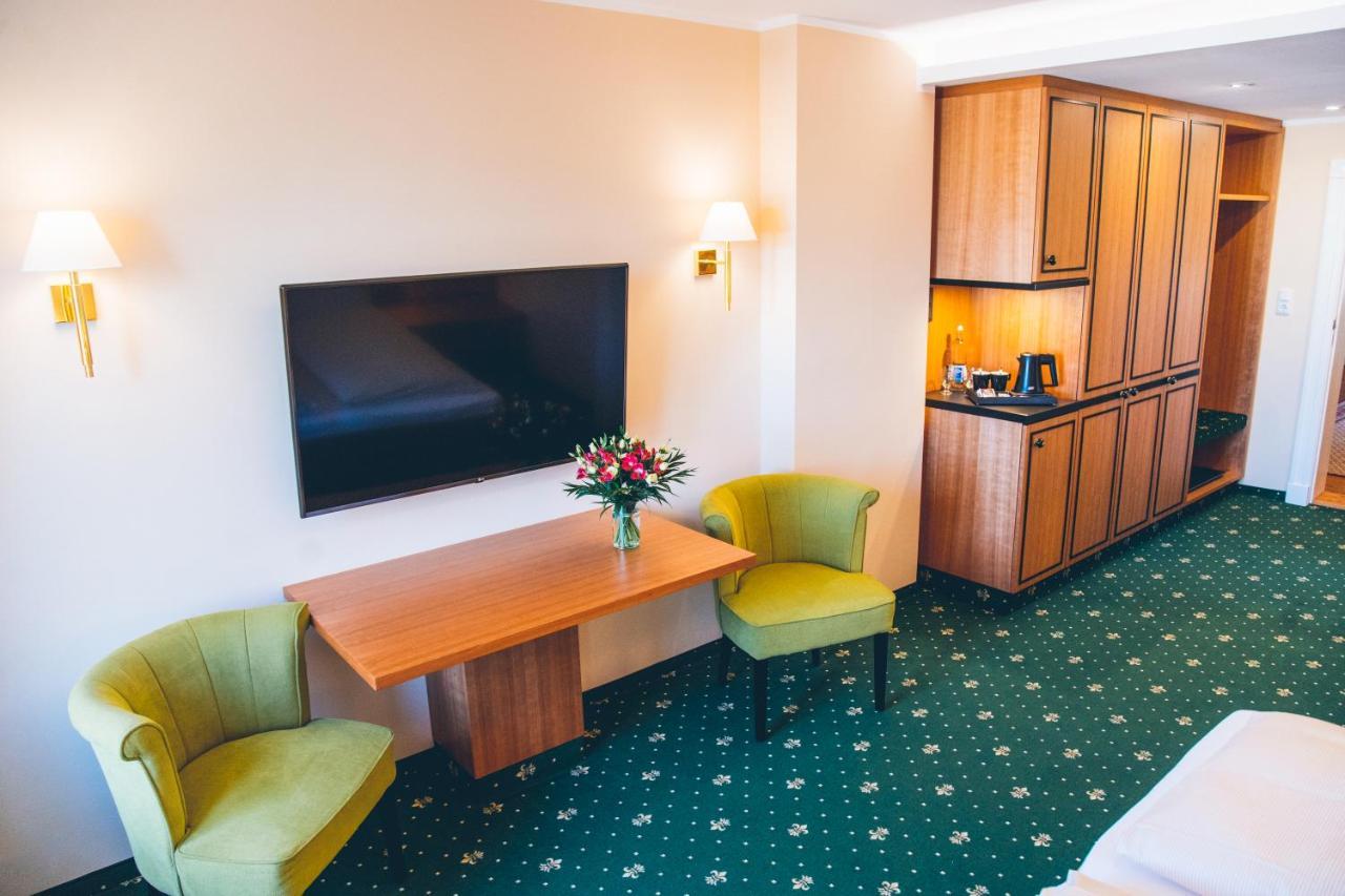 Gutshaus Neu Farpen Hotel Neuburg  Luaran gambar